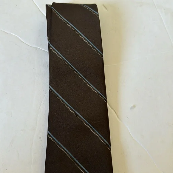 Vintage YSL tie - Picture 3 of 8